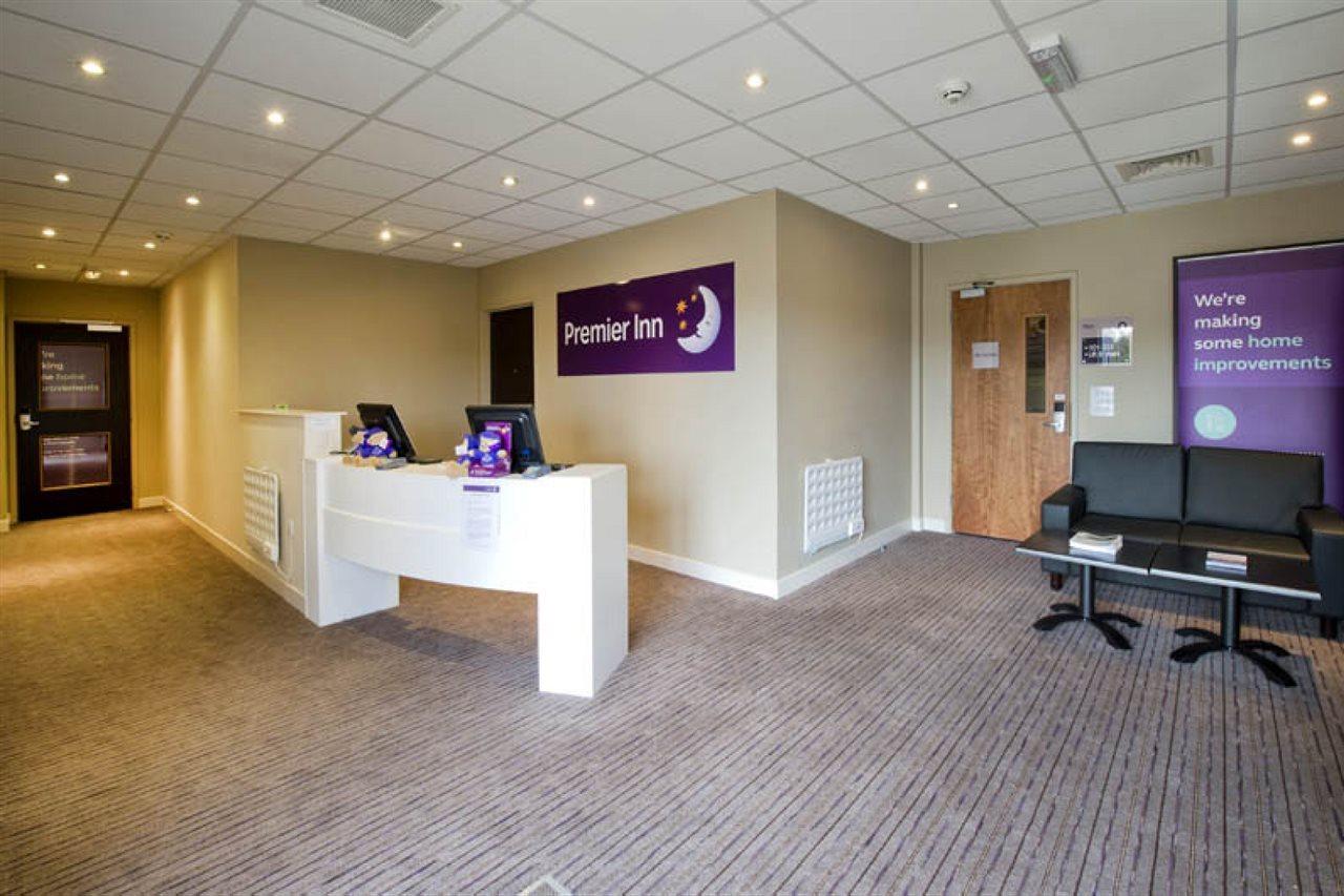 Premier Inn Glasgow Braehead Extérieur photo