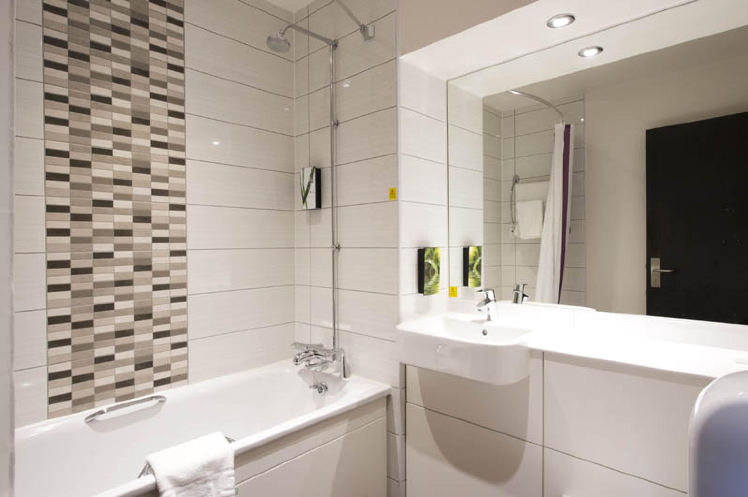 Premier Inn Glasgow Braehead Extérieur photo