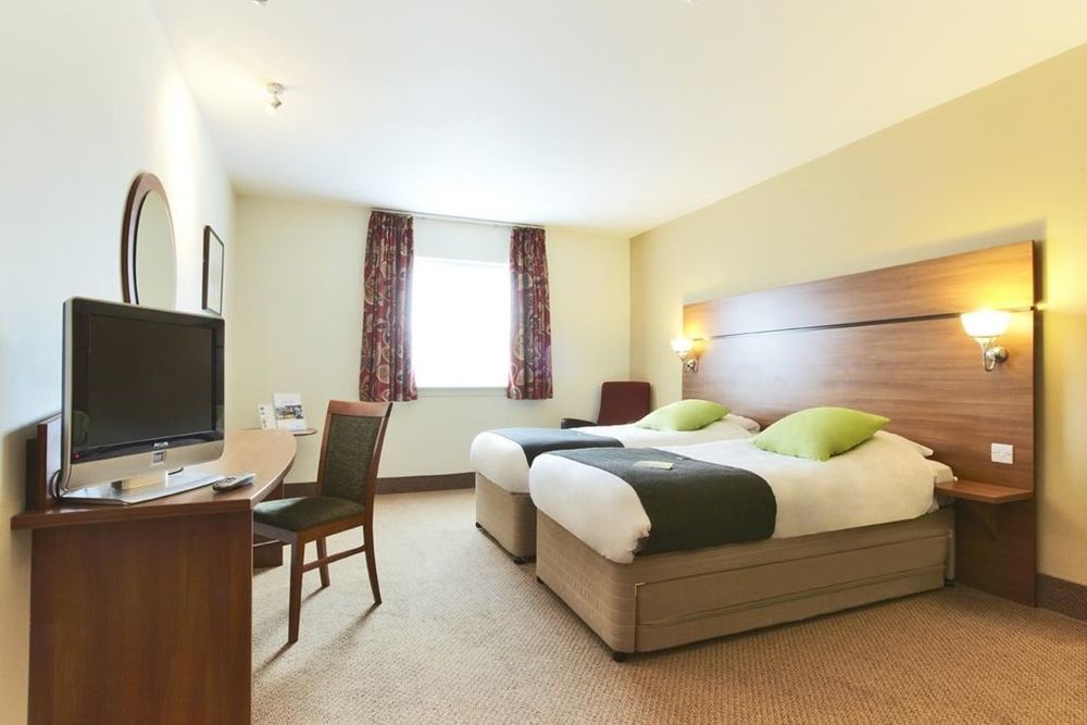 Premier Inn Glasgow Braehead Chambre photo