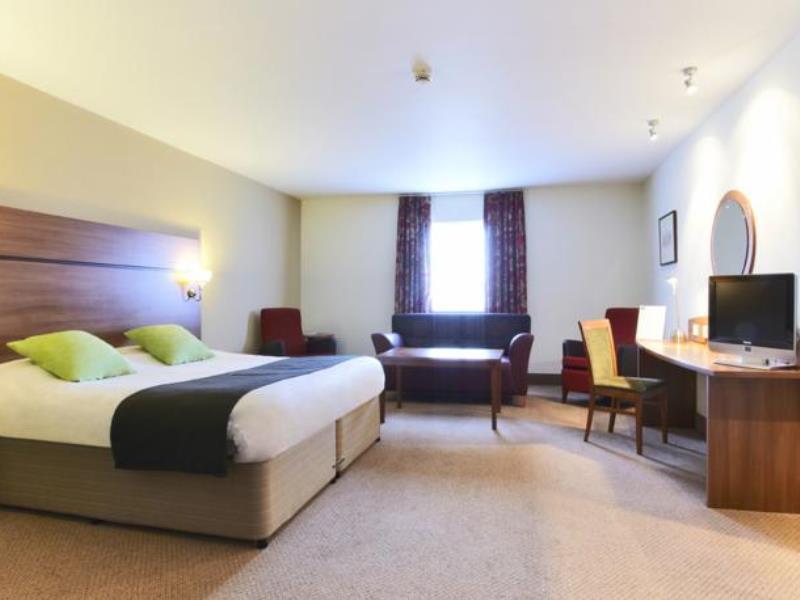Premier Inn Glasgow Braehead Extérieur photo