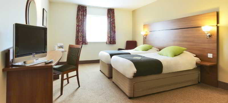 Premier Inn Glasgow Braehead Extérieur photo
